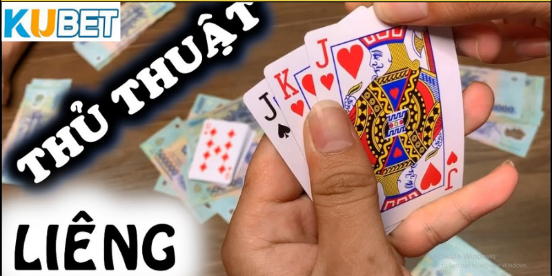 Cách chơi bài Liêng online có khác gì không?